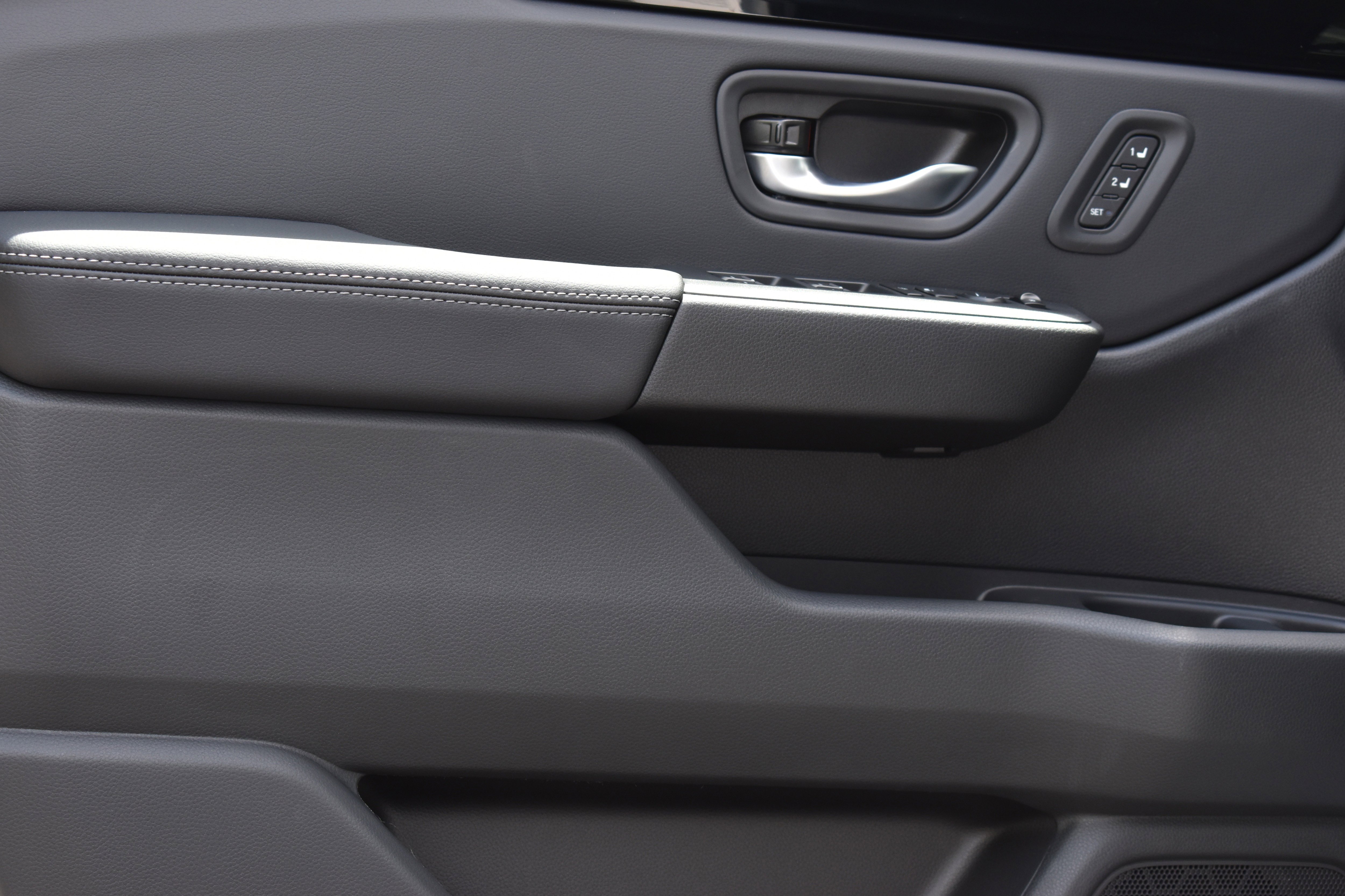 New 2026 Honda Pilot Touring image 11