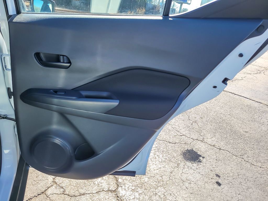 Used 2023 Nissan Kicks S image 18