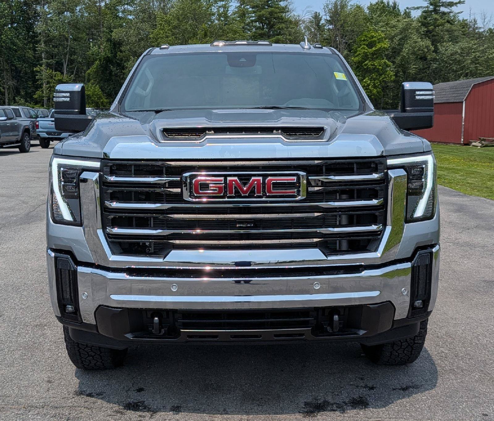 New 2026 GMC Sierra 2500 SLT w/ SLT Premium Package AWD/4WD image 2