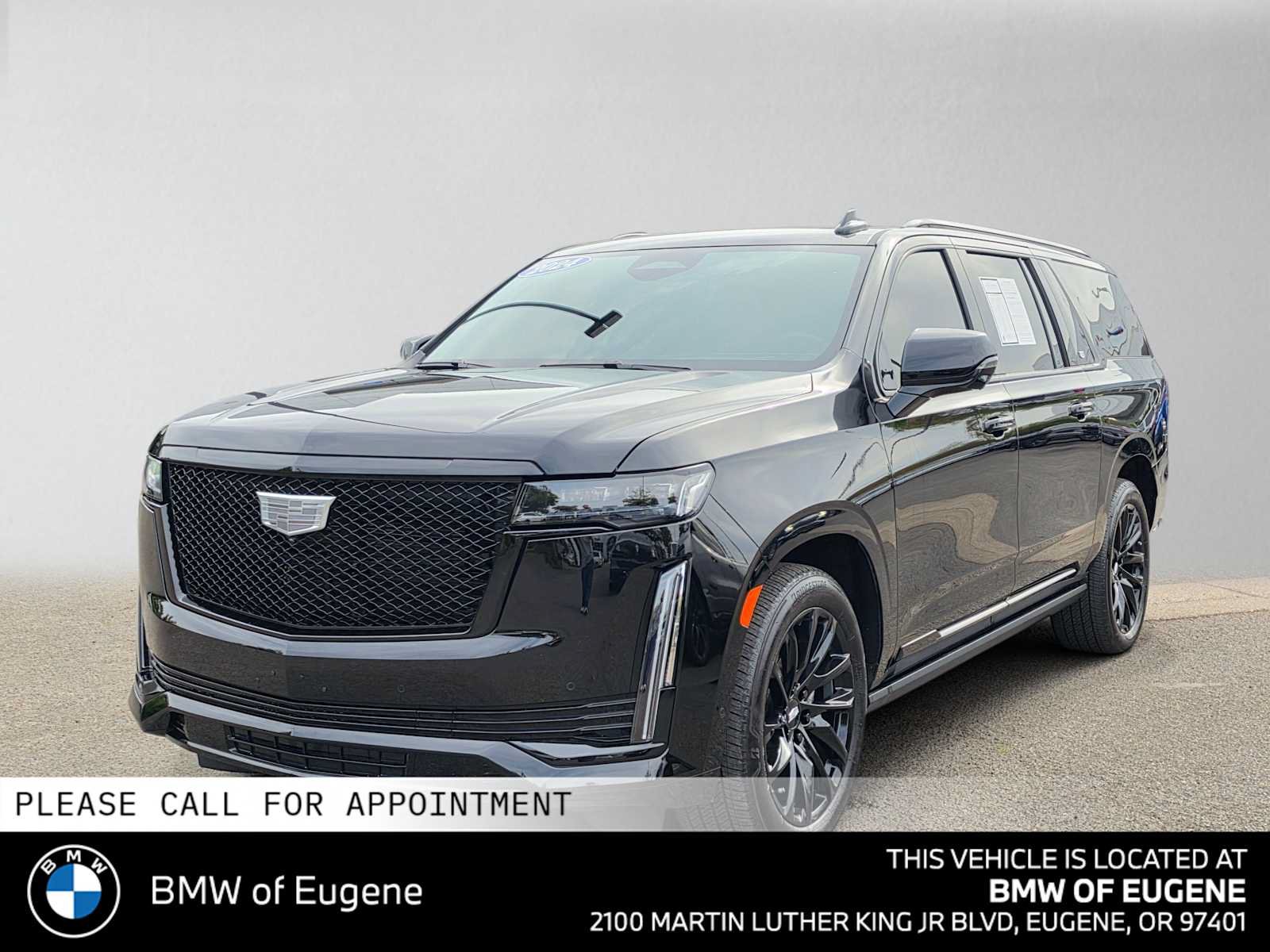 Used 2024 Cadillac Escalade ESV Sport w/ LPO, ONYX Package AWD/4WD image 7