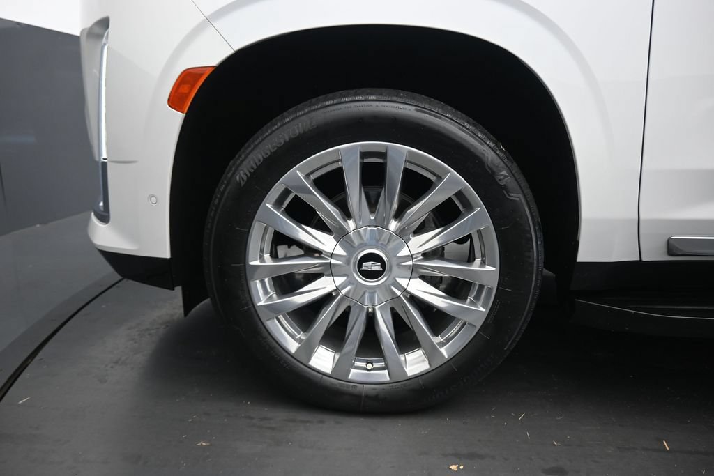 Used 2024 Cadillac Escalade ESV Premium Luxury w/ LPO, Floor Liner Package AWD/4WD image 81