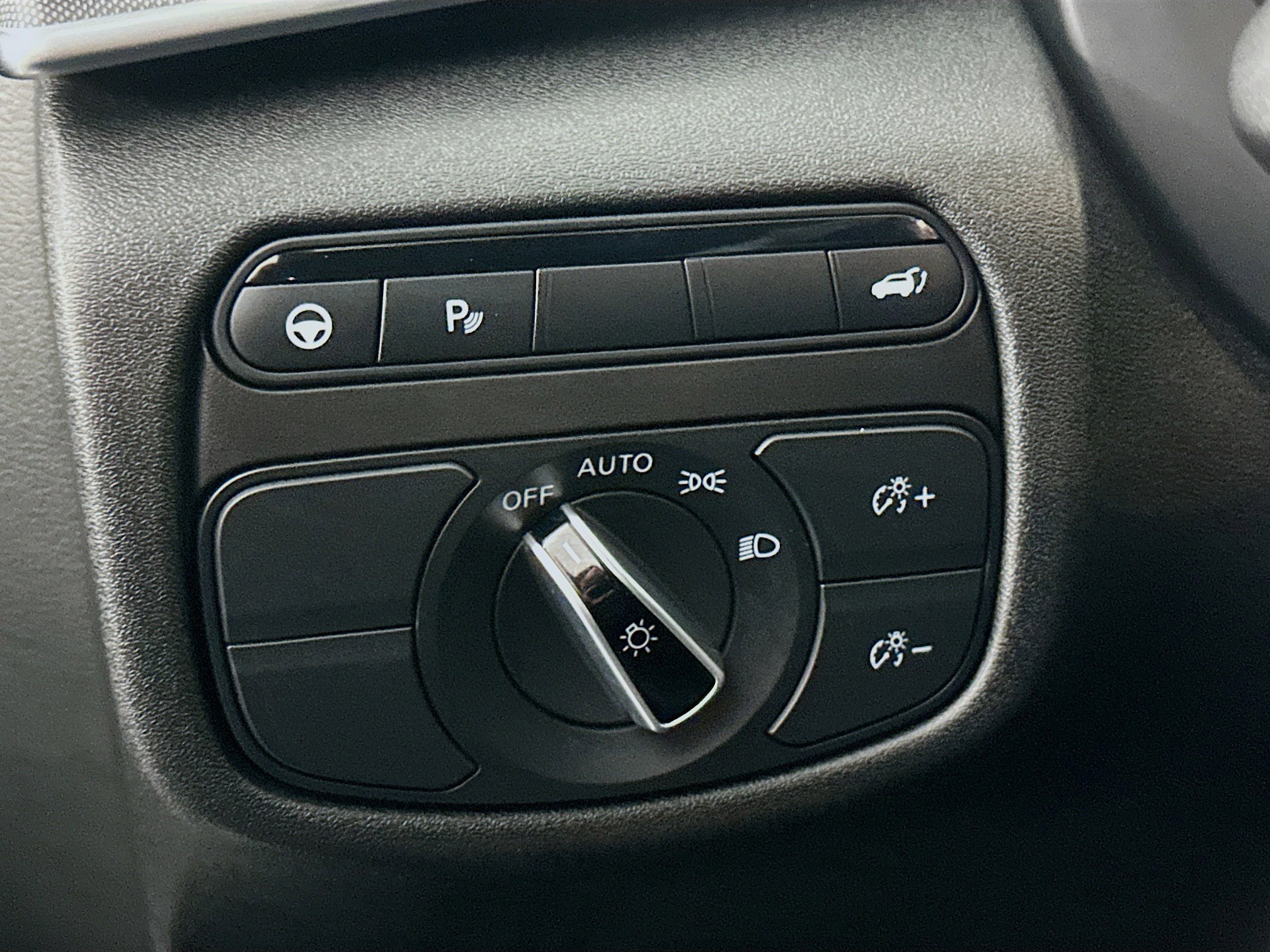 Used 2023 INFINITI QX50 Pure image 16