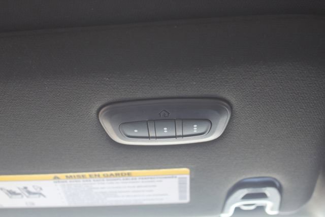 Used 2025 RAM 2500 Laramie AWD/4WD image 40