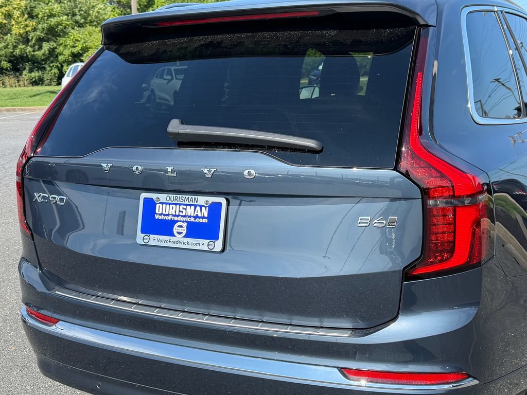 New 2026 Volvo XC90 B6 Plus w/ Protection Package Premier AWD/4WD image 5