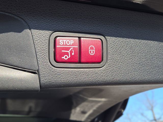 Used 2022 Mercedes-Benz GLS 450 4MATIC image 33