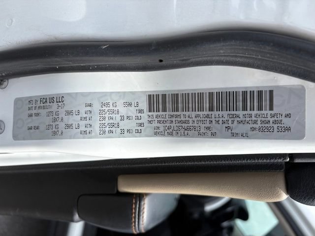 Used 2017 Jeep Cherokee Limited FWD image 30