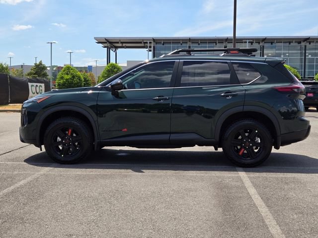 New 2026 Nissan Rogue SV AWD/4WD image 2