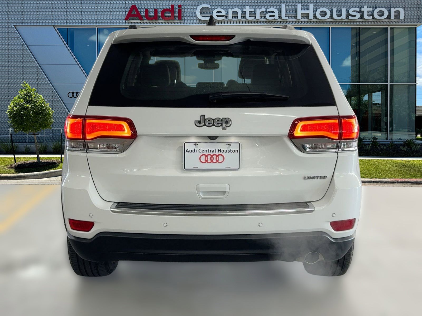 Used 2021 Jeep Grand Cherokee Limited image 10