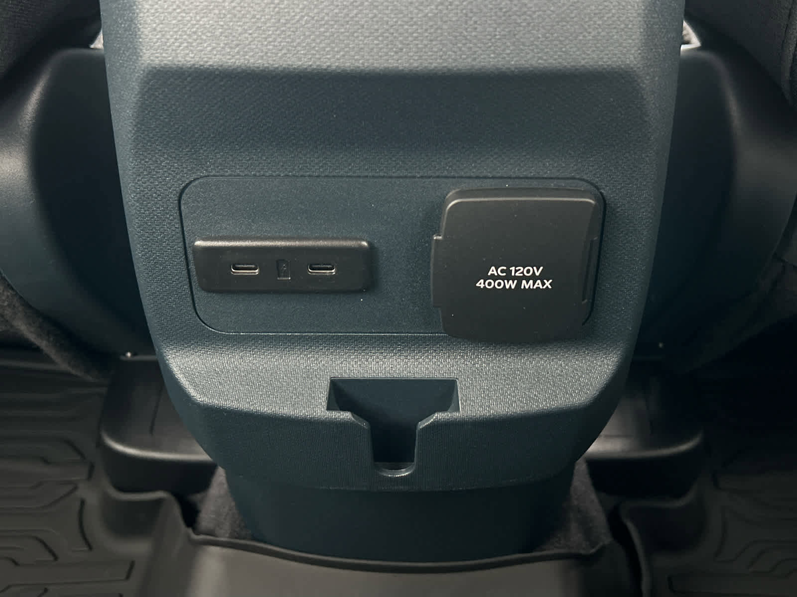 New 2025 Ford Maverick XLT w/ XLT Luxury Package image 13