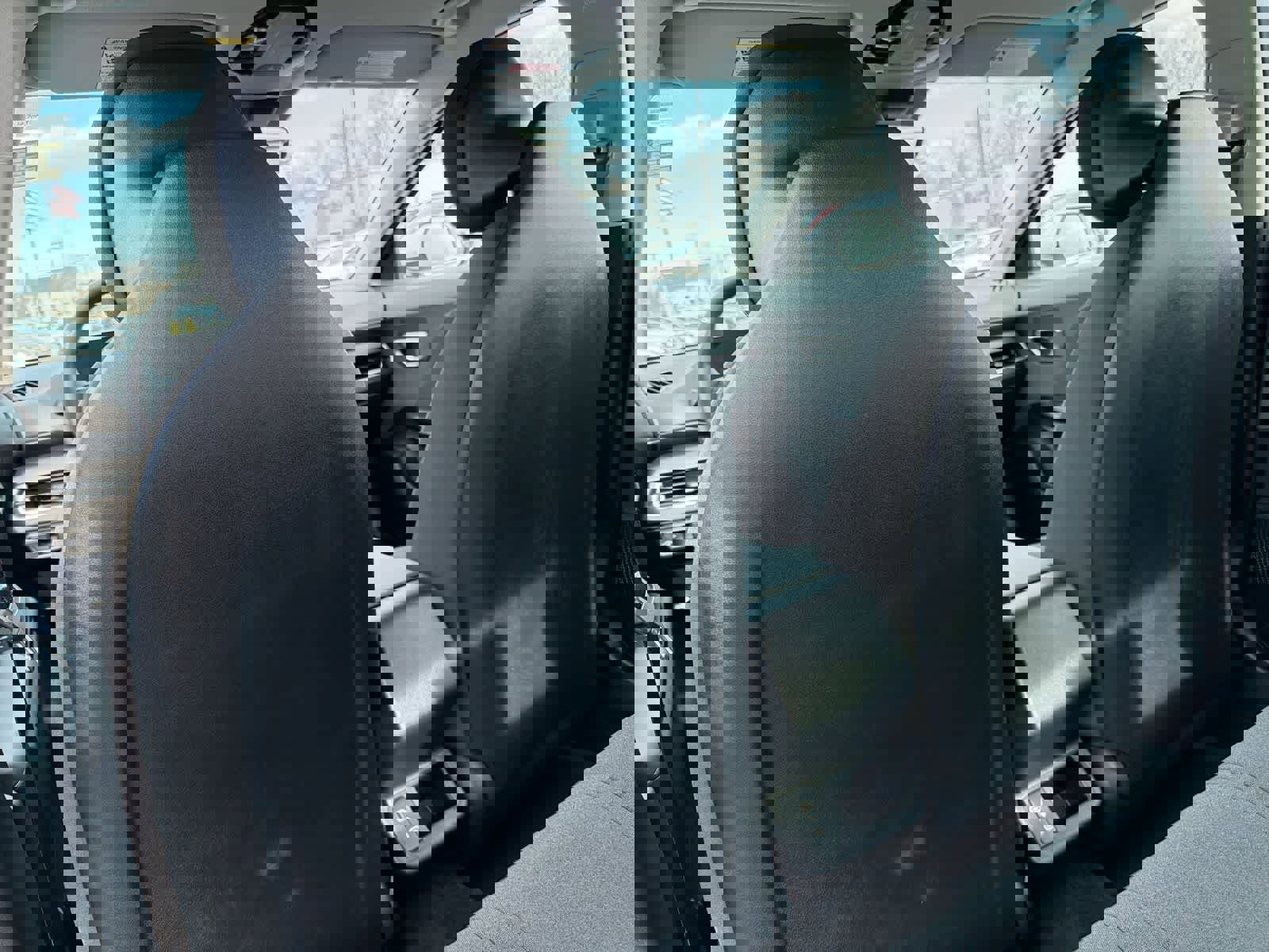 Used 2025 Kia K4 LXS image 19