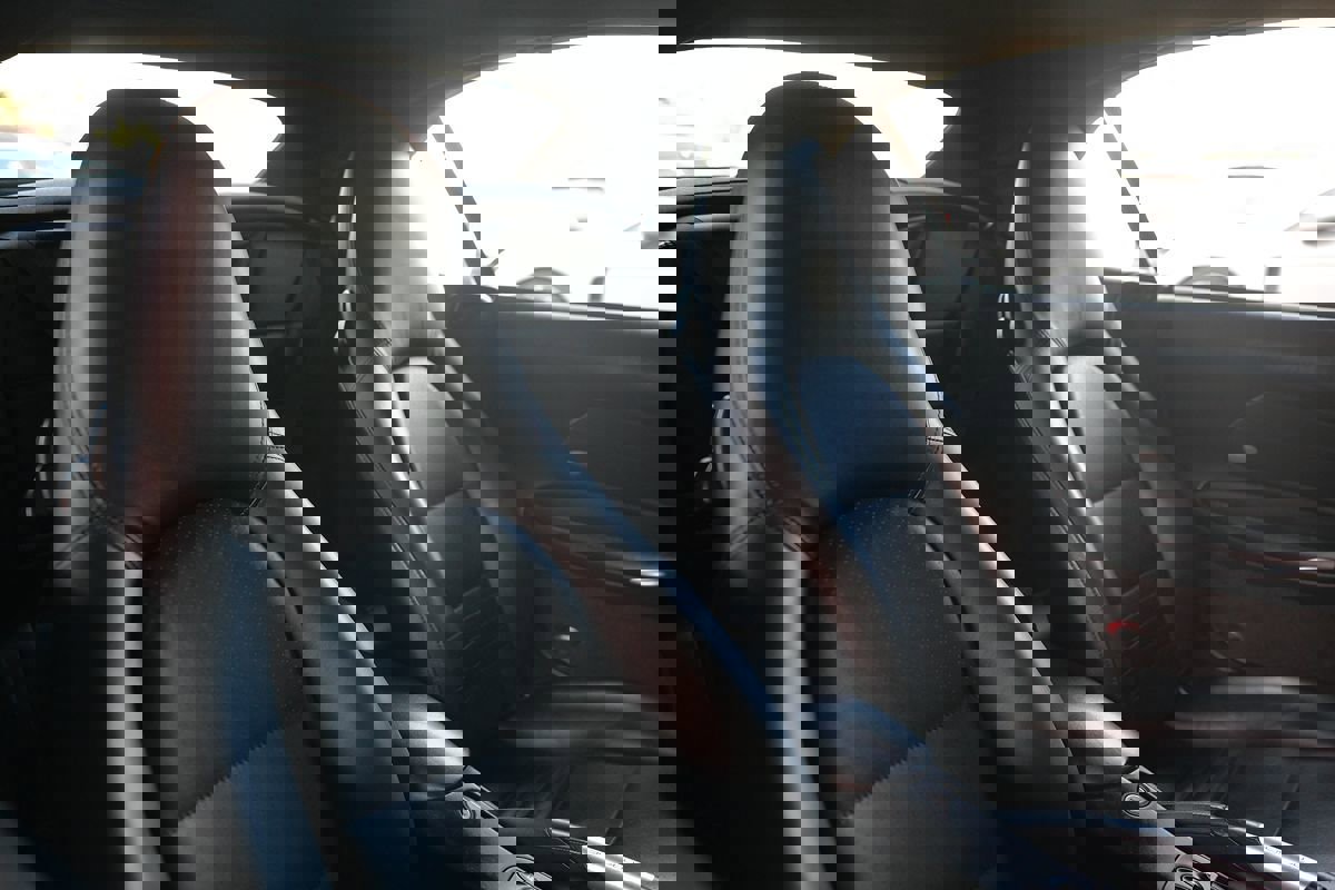 Used 2004 Porsche 911 Carrera image 24