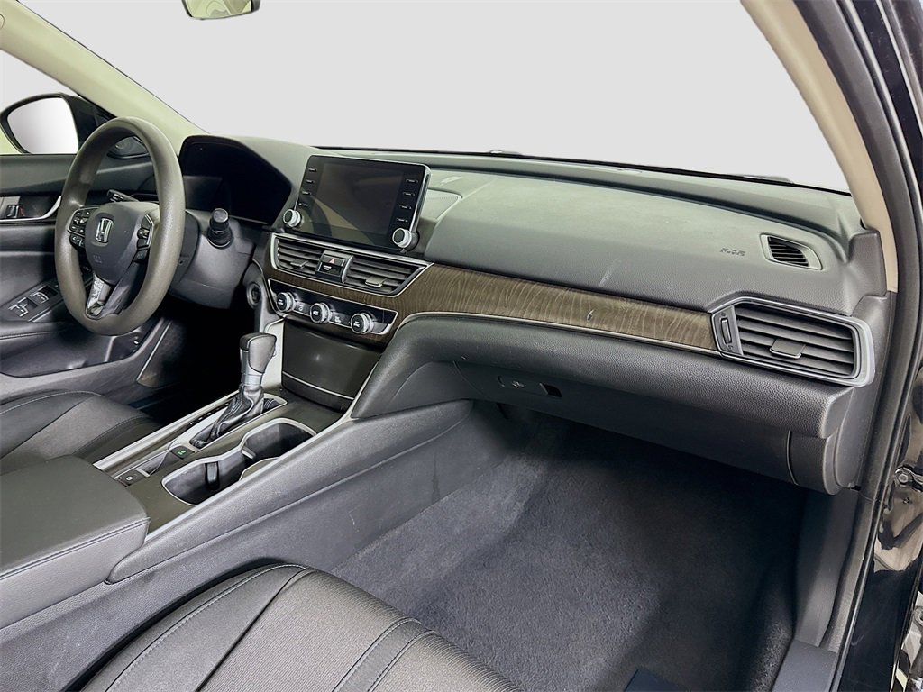 Used 2020 Honda Accord EX image 28