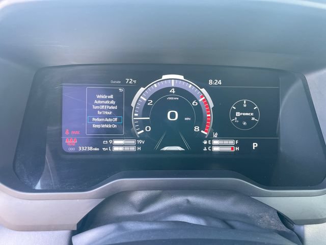 Used 2025 Toyota Tundra Platinum AWD/4WD image 17