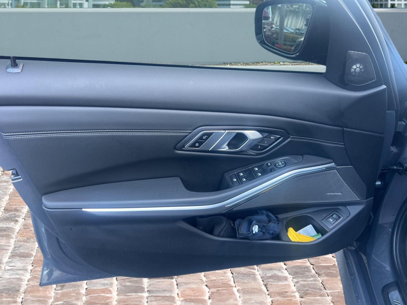 Used 2023 BMW M340i xDrive w/ Premium Package image 9