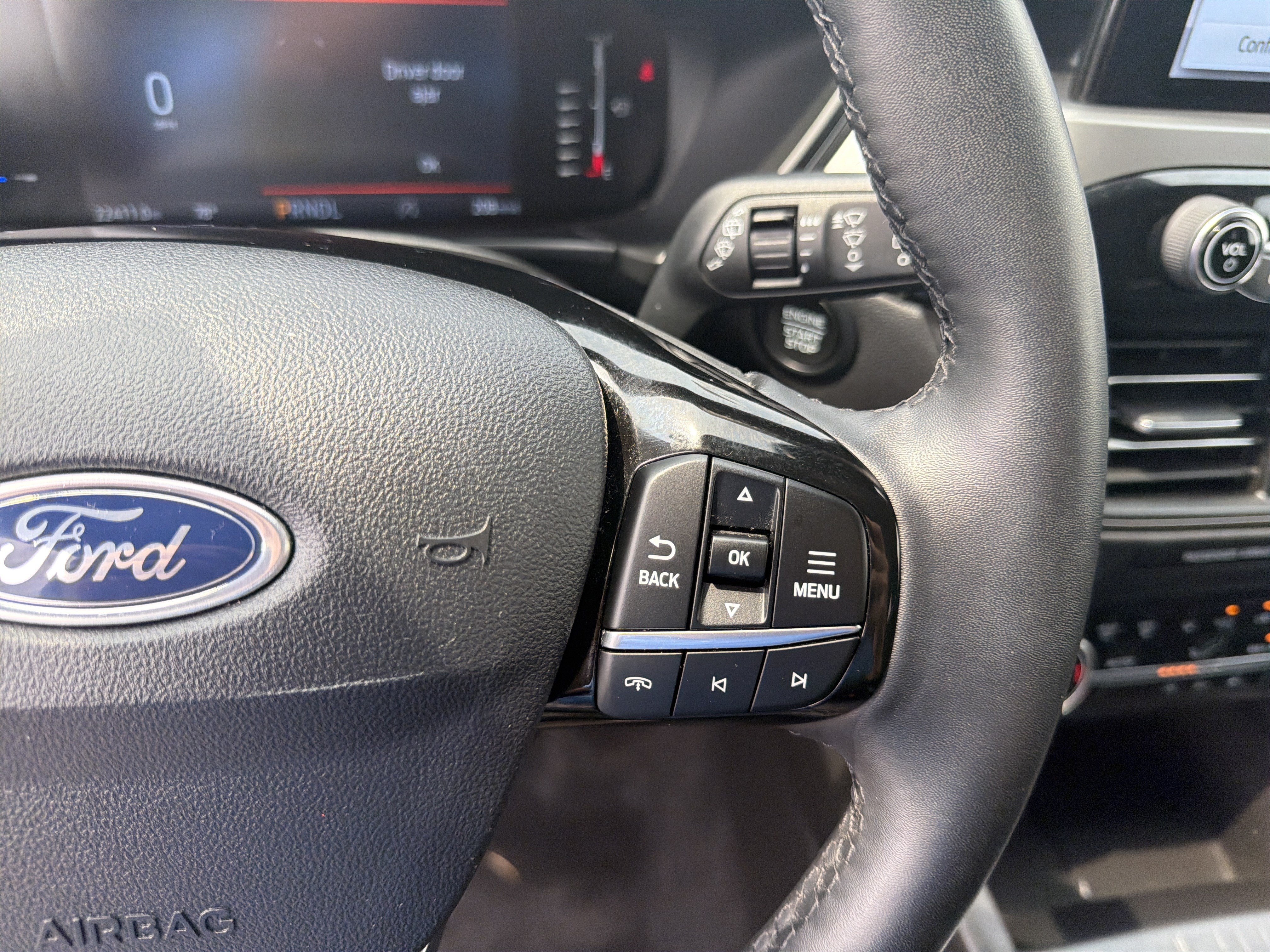 Used 2023 Ford Escape Active AWD/4WD image 28