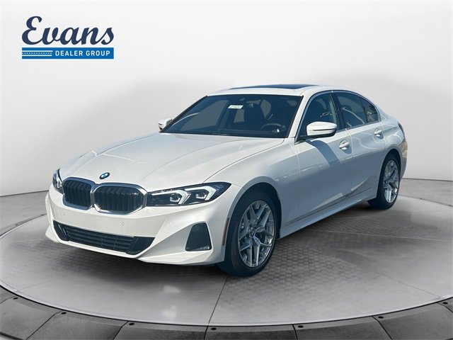New 2025 BMW 330i xDrive Sedan w/ Convenience Package image 1