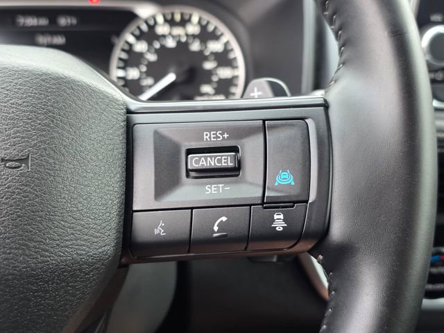 Used 2025 Nissan Rogue SV image 27