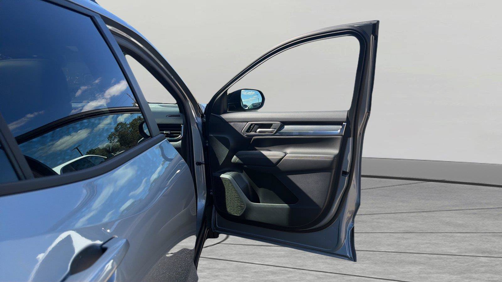 New 2027 GMC Terrain Elevation w/ Elevation Premium Package FWD image 22