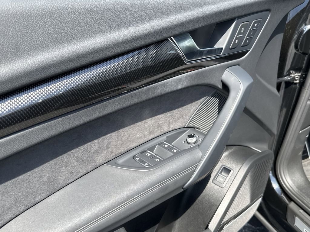 Used 2024 Audi SQ5 Prestige AWD/4WD image 29