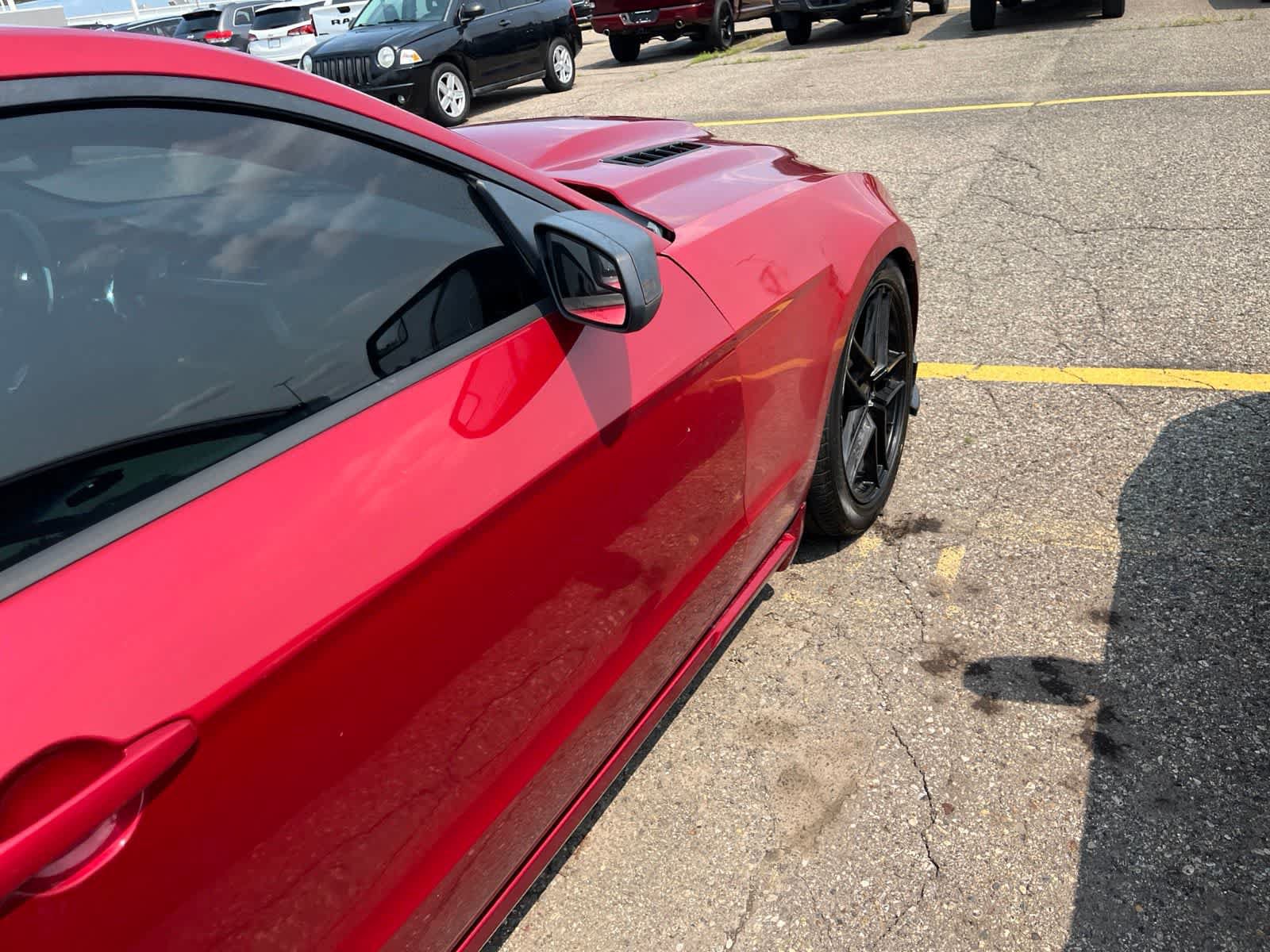 Used 2013 Ford Mustang Coupe RWD image 17