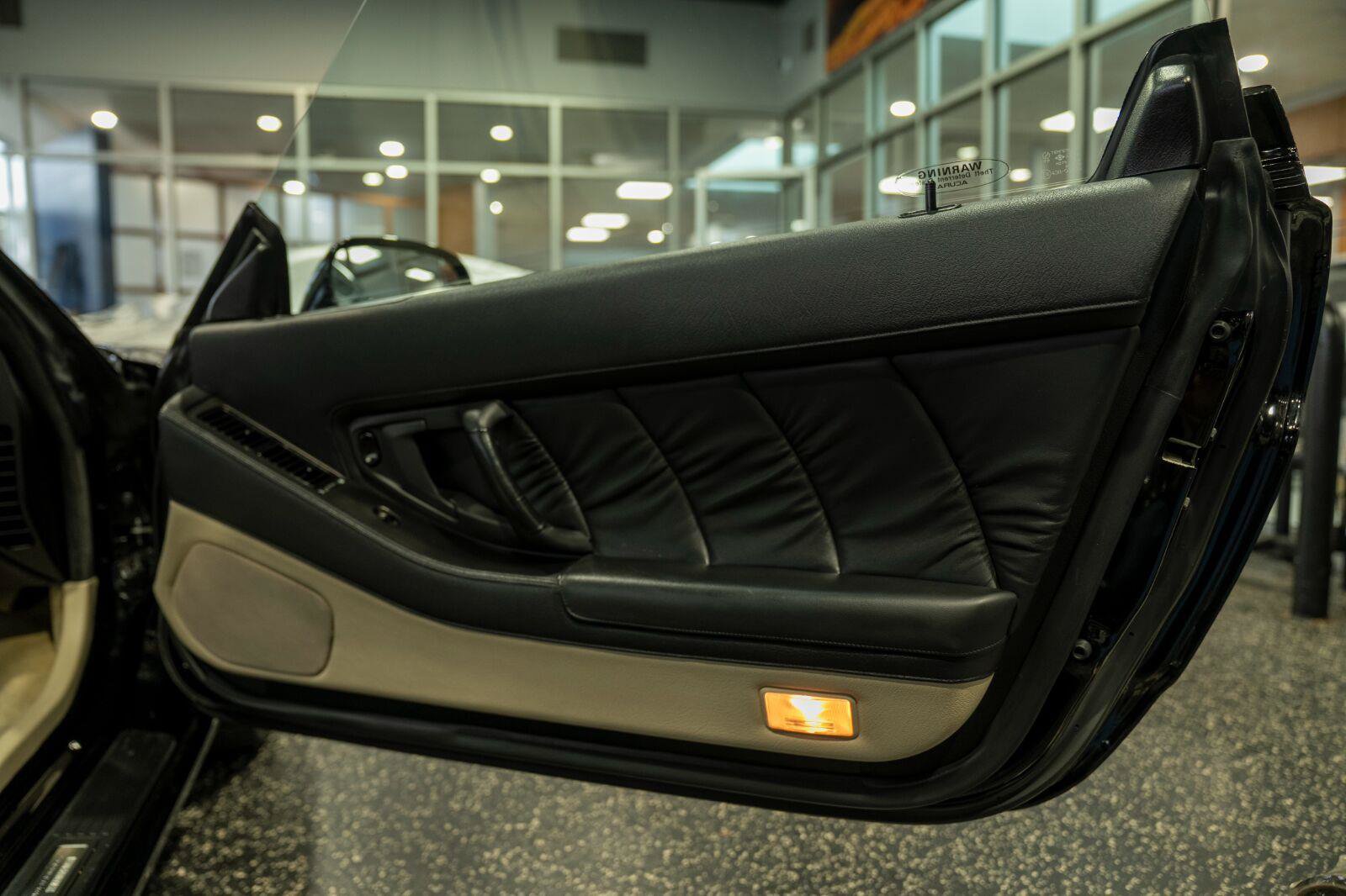 Used 1991 Acura NSX RWD image 98