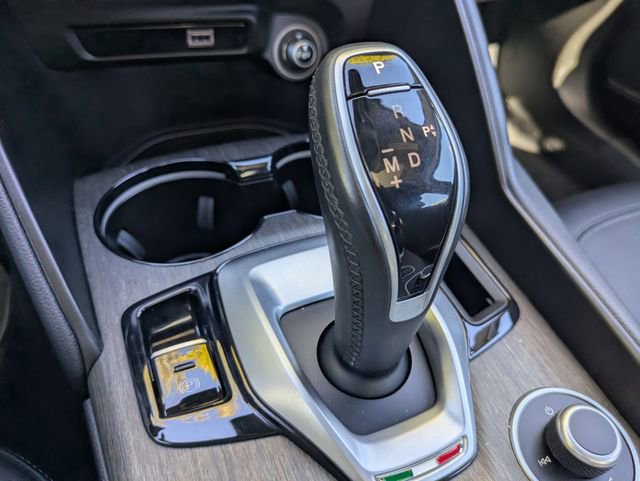 Used 2021 Alfa Romeo Giulia Ti AWD/4WD image 18