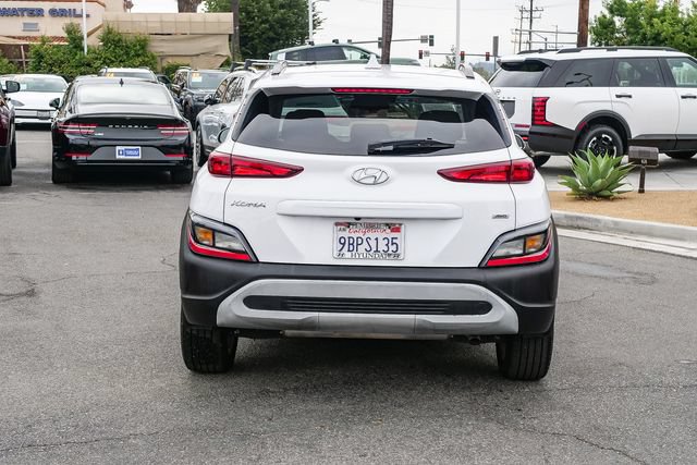 Certified 2022 Hyundai Kona SEL AWD/4WD image 6