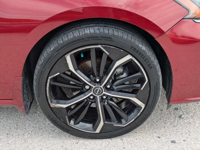 Used 2023 Nissan Altima 2.5 SR AWD/4WD image 10