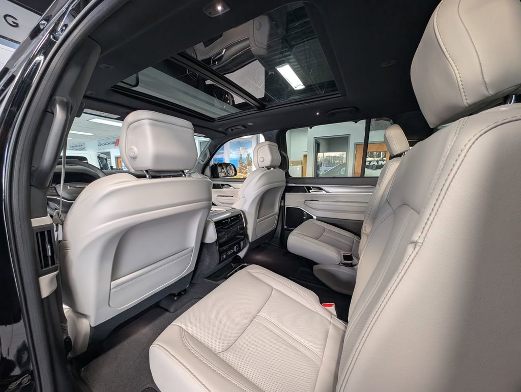 New 2026 Jeep Grand Wagoneer L Limited image 13