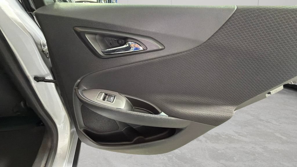 Certified 2022 Chevrolet Malibu LT FWD image 31