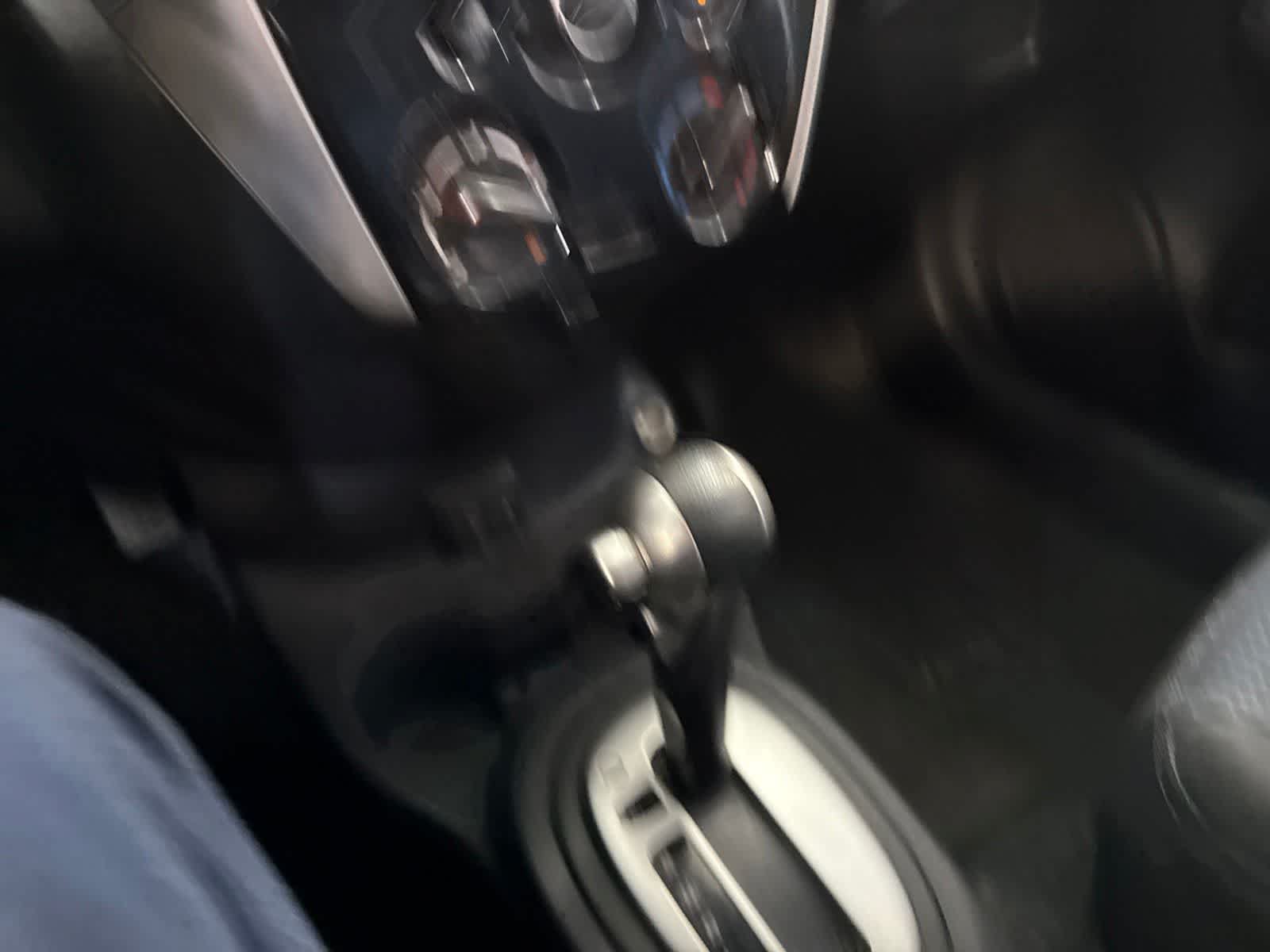 Used 2018 Nissan Versa Note SV FWD image 26