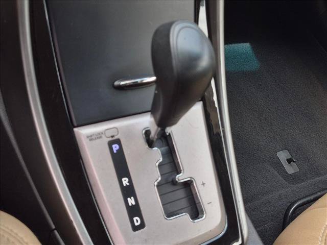 Used 2013 Hyundai Elantra GLS w/ Preferred Pkg FWD image 11