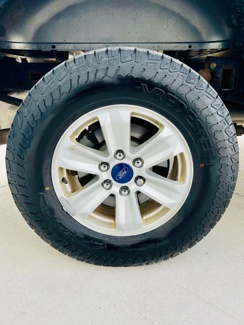 Used 2017 Ford F150 XLT image 7