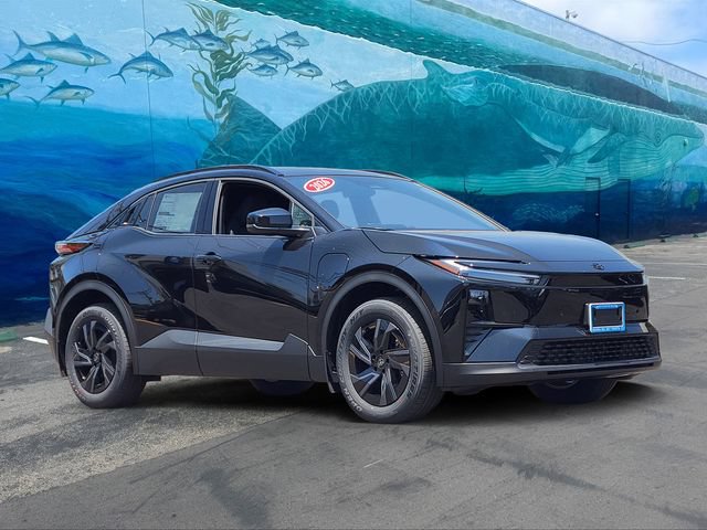 New 2026 Toyota C-HR AWD/4WD video 1