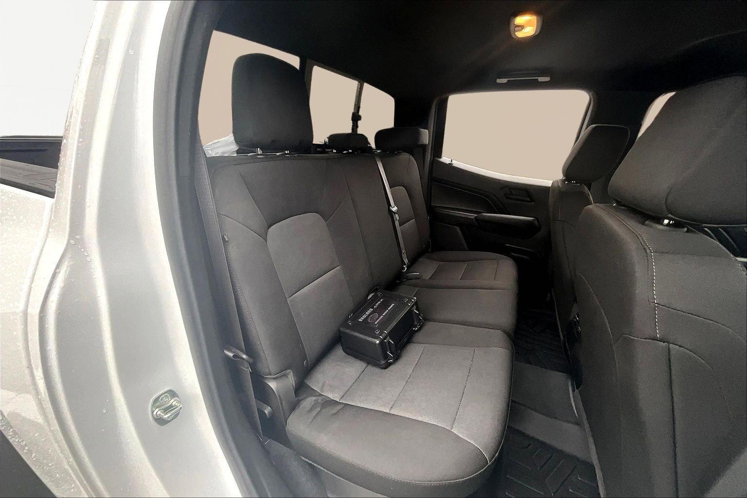 Used 2025 Chevrolet Colorado Trail Boss AWD/4WD image 25