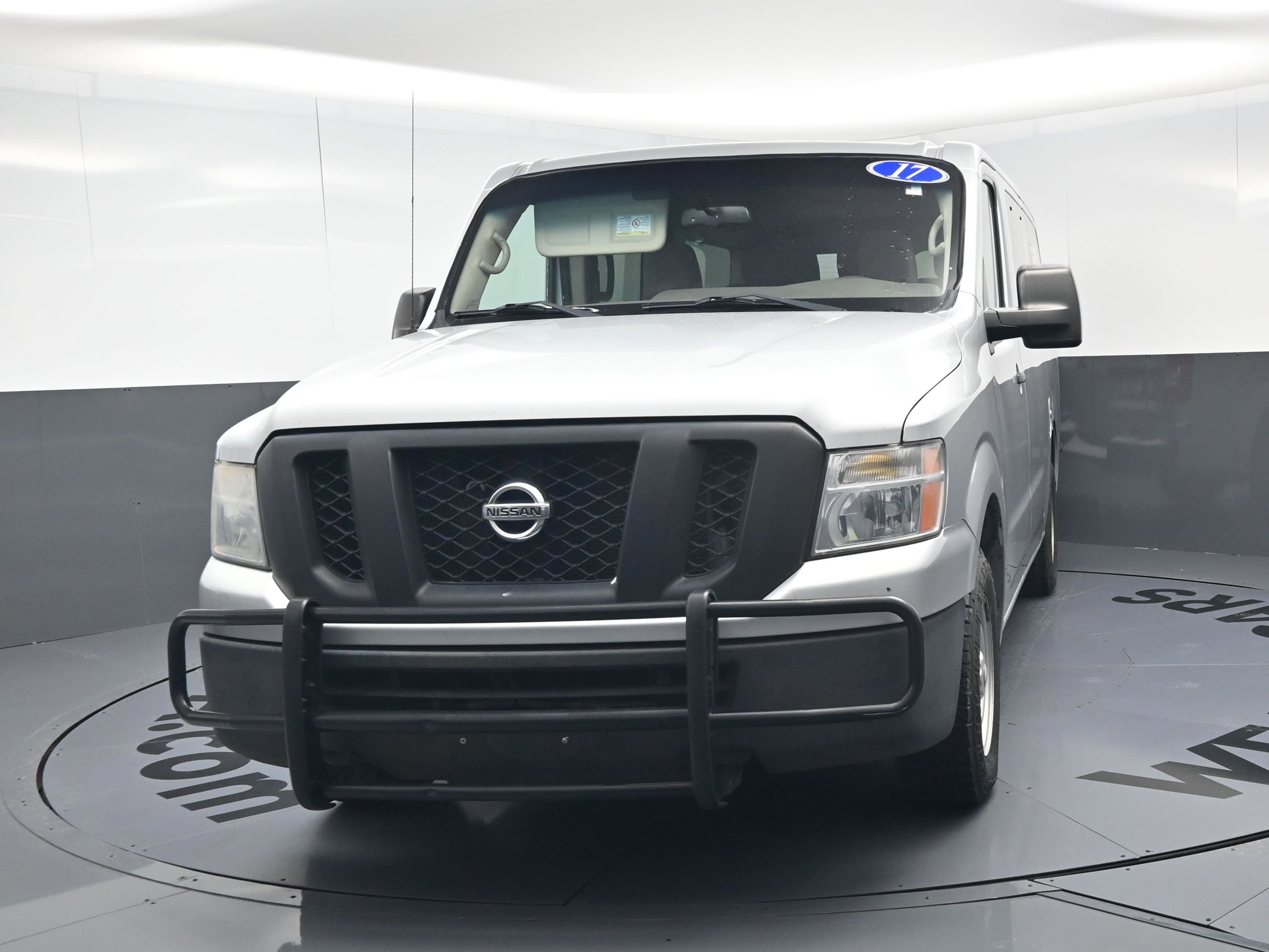 Used 2017 Nissan NV 3500 S w/ Power Package image 11