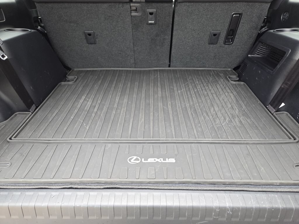 Certified 2023 Lexus GX 460 Premium w/ Premium Plus Package AWD/4WD image 32
