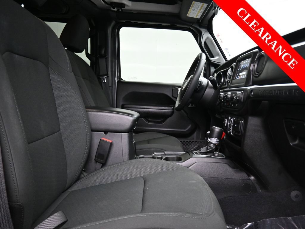 Used 2023 Jeep Wrangler Unlimited image 16