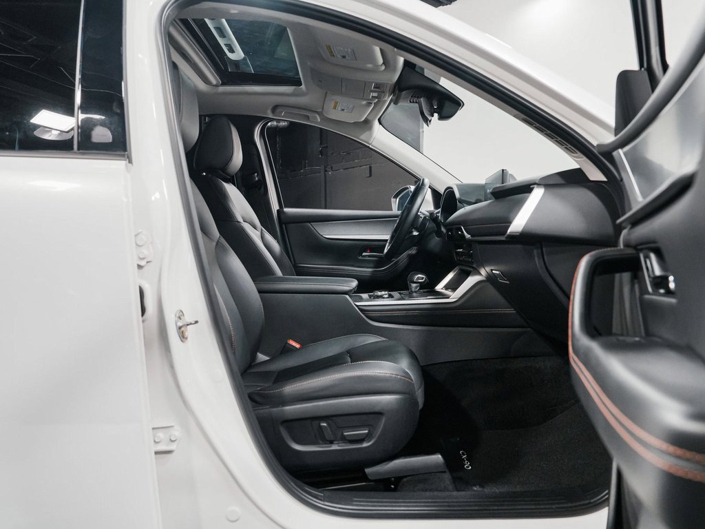 Used 2024 MAZDA CX-90 3.3 Turbo w/ Preferred Plus image 39