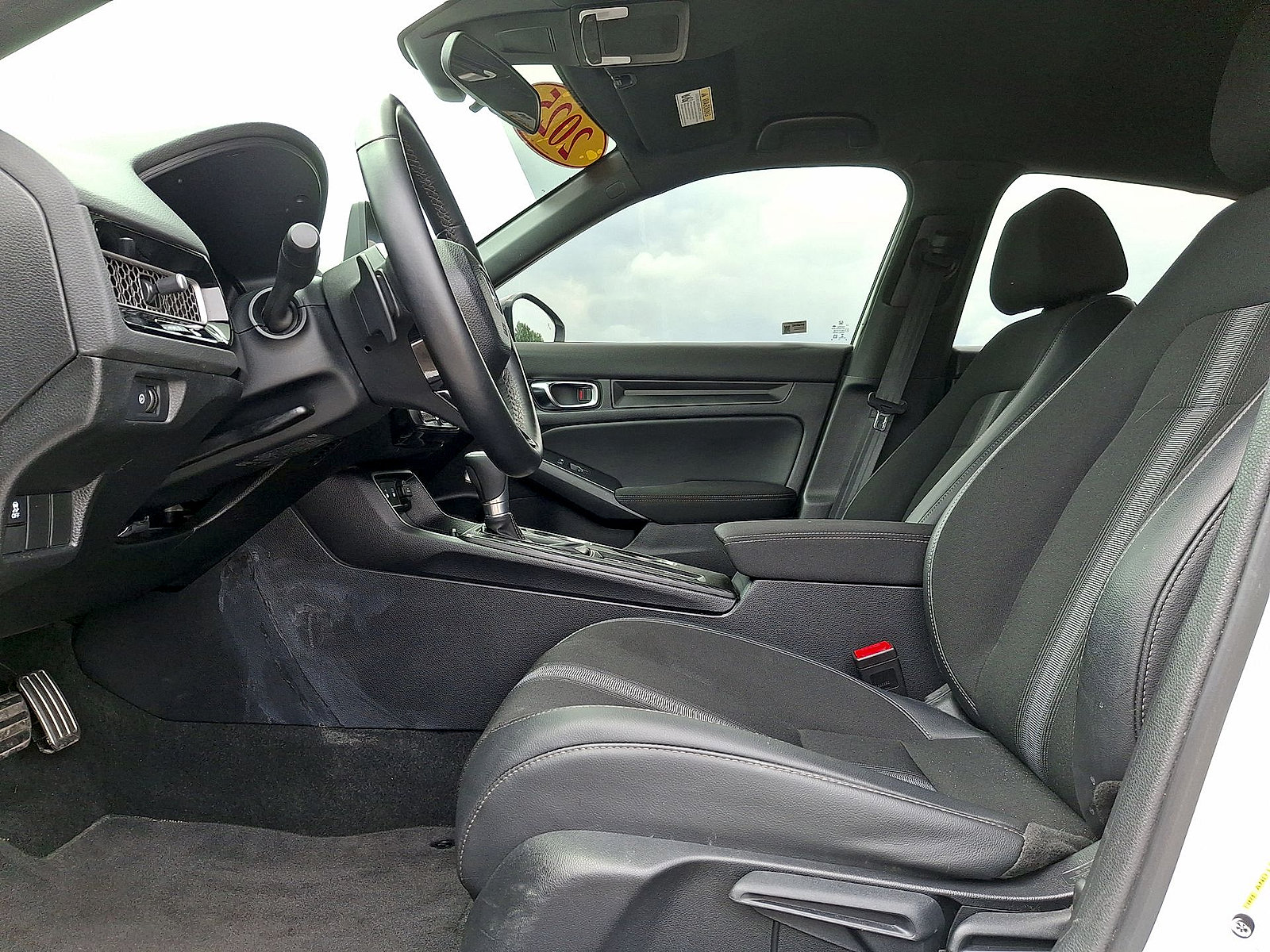 Used 2025 Honda Civic Sport image 11