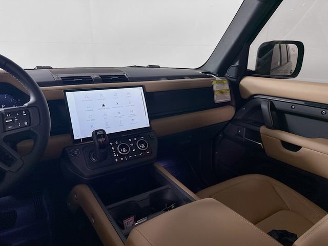 New 2026 Land Rover Defender 130 X-Dynamic SE AWD/4WD image 26