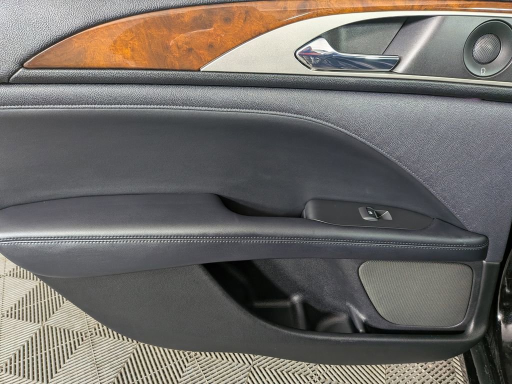 Used 2019 Lincoln MKZ Reserve image 35