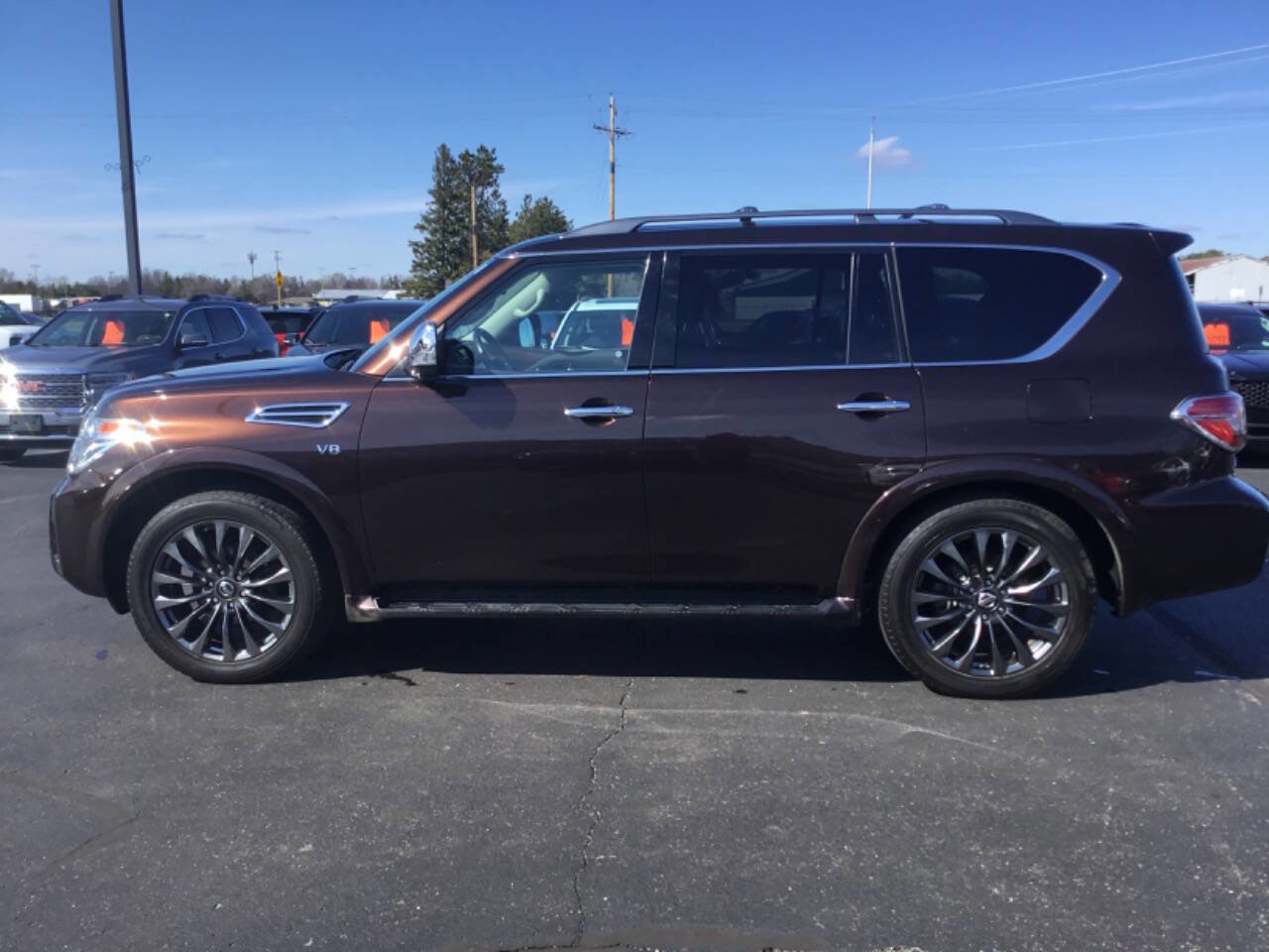Used 2020 Nissan Armada Platinum w/ Cargo Package AWD/4WD image 2