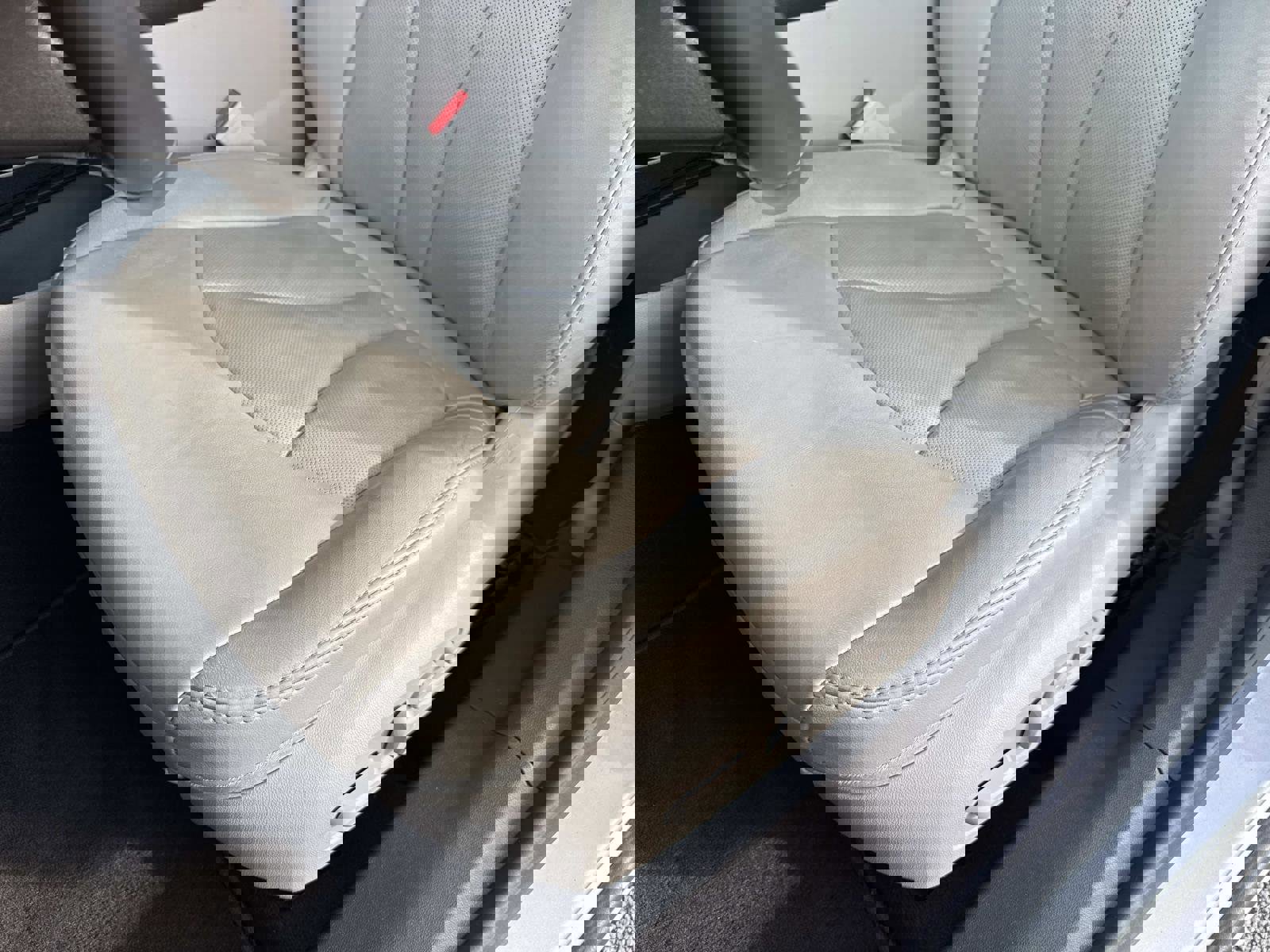 Used 2017 Buick LaCrosse Premium w/ Driver Confidence Package #2 image 19