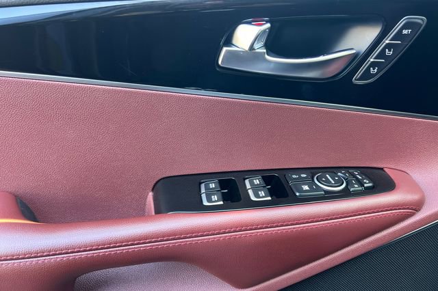 Used 2018 Kia Sorento SX image 11