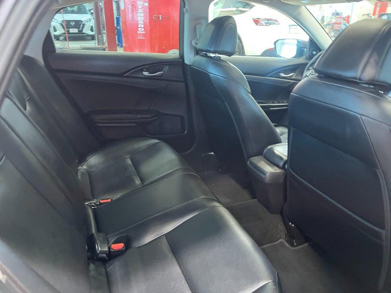 Used 2019 Honda Insight Touring image 10