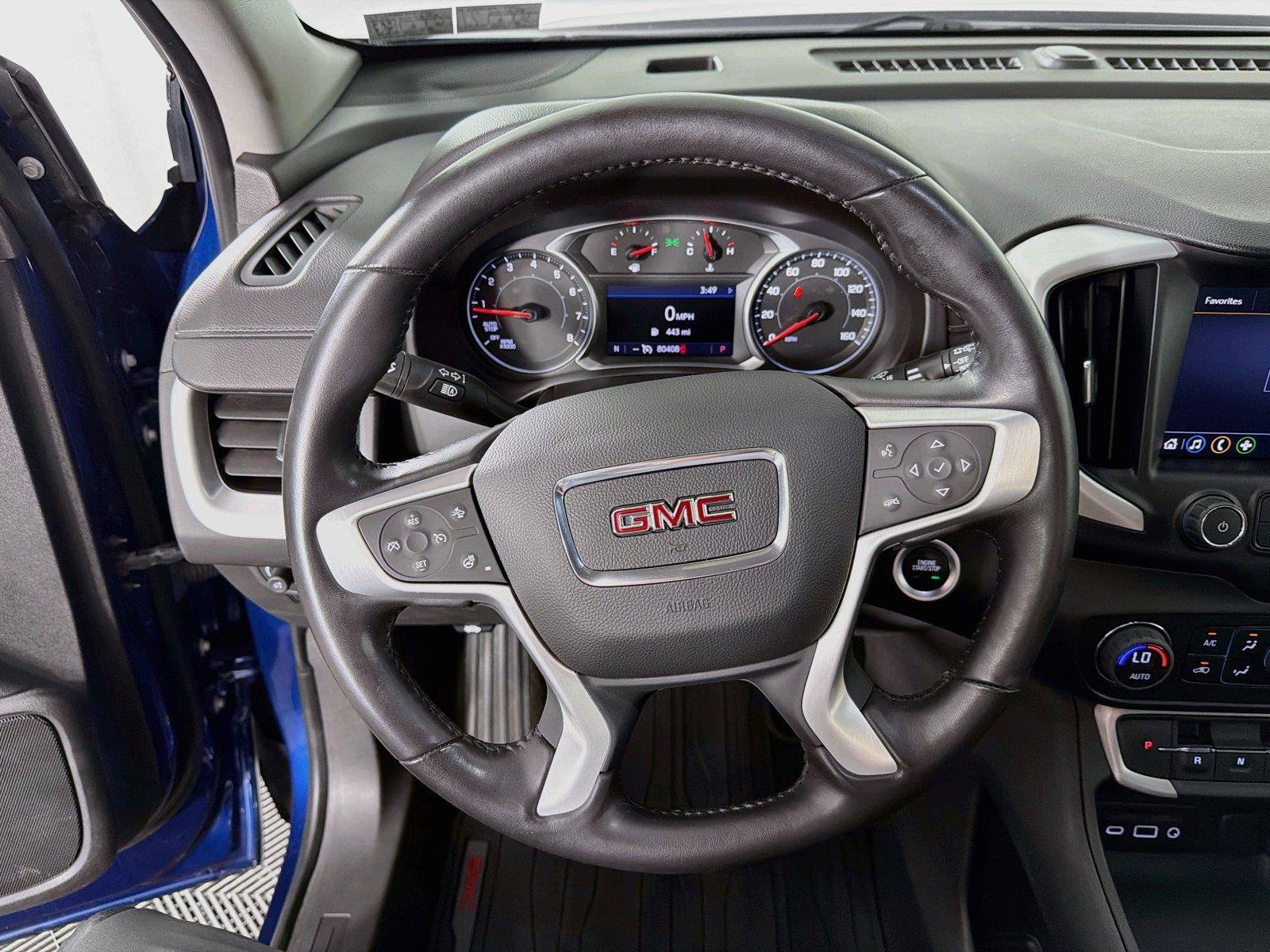 Used 2022 GMC Terrain SLT AWD/4WD image 3