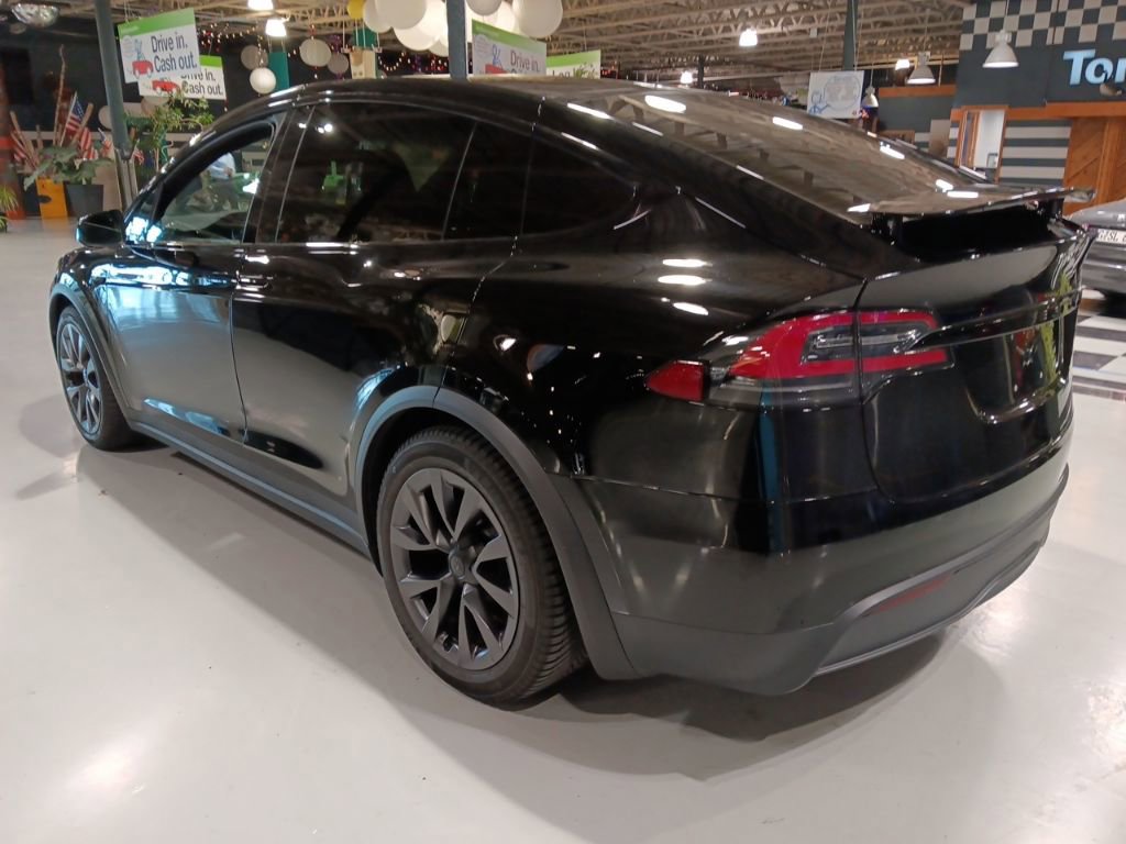 Used 2022 Tesla Model X Plaid image 8