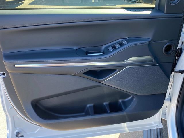 New 2026 Lincoln Navigator Reserve w/ Jet Appearance Package AWD/4WD image 11