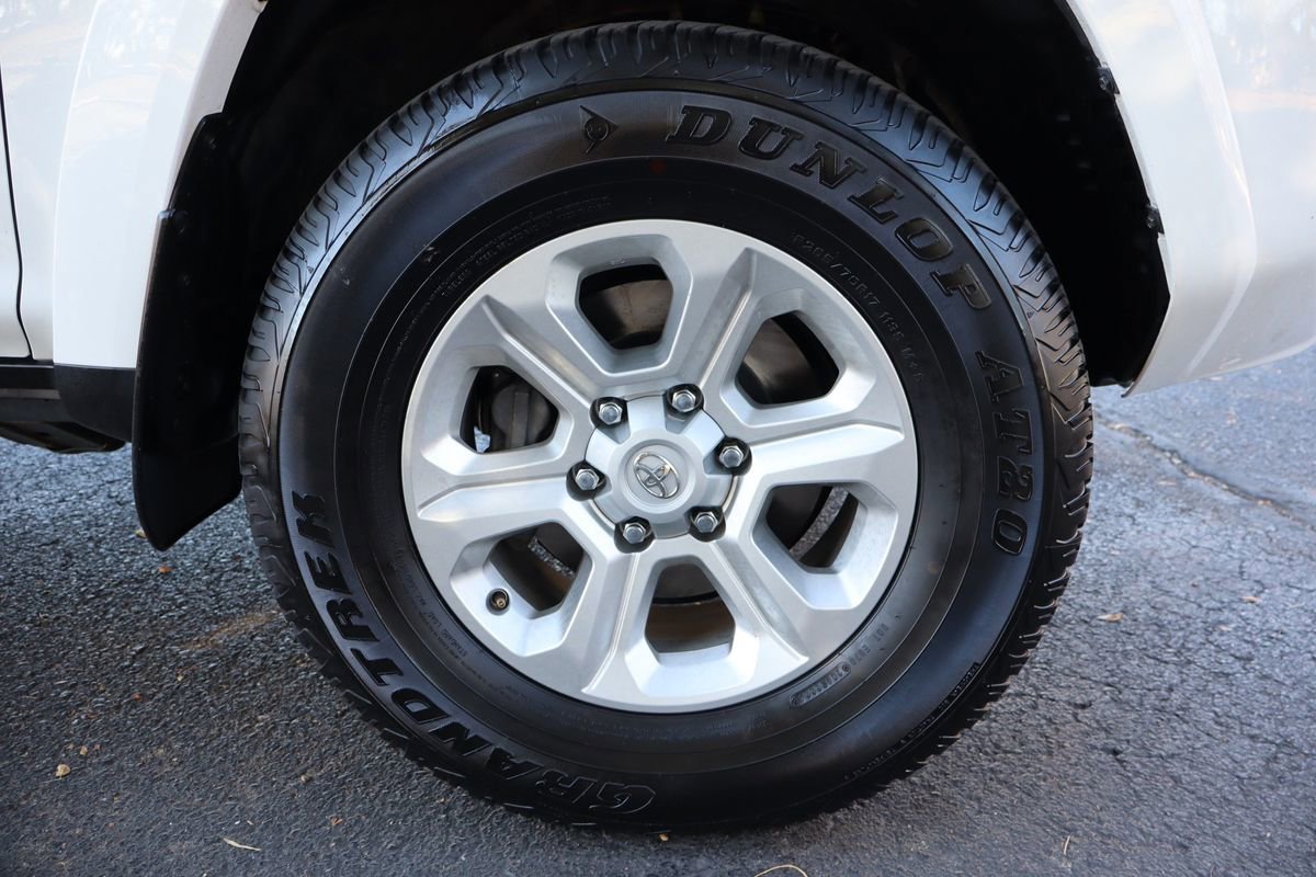 Used 2022 Toyota 4Runner SR5 Premium image 44